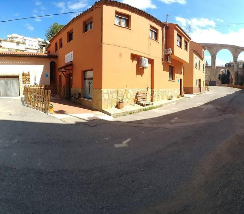 테루엘 La Buhardilla. Aparcamiento Exterior Privado 아파트 외부 사진
