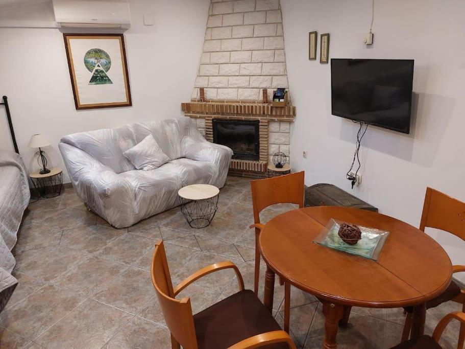 테루엘 La Buhardilla. Aparcamiento Exterior Privado 아파트 외부 사진